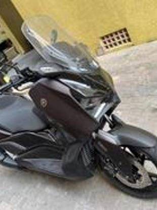 YAMAHA XMAX 300 CONNECTED ABS 